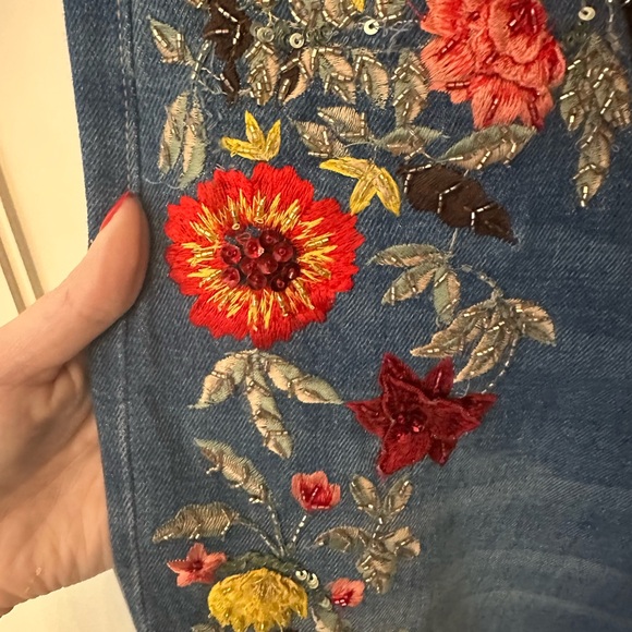 Alice + Olivia Blue Floral Embroidered Flare Jeans - Picture 10 of 15